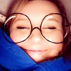 Meet your Posher, Dustin